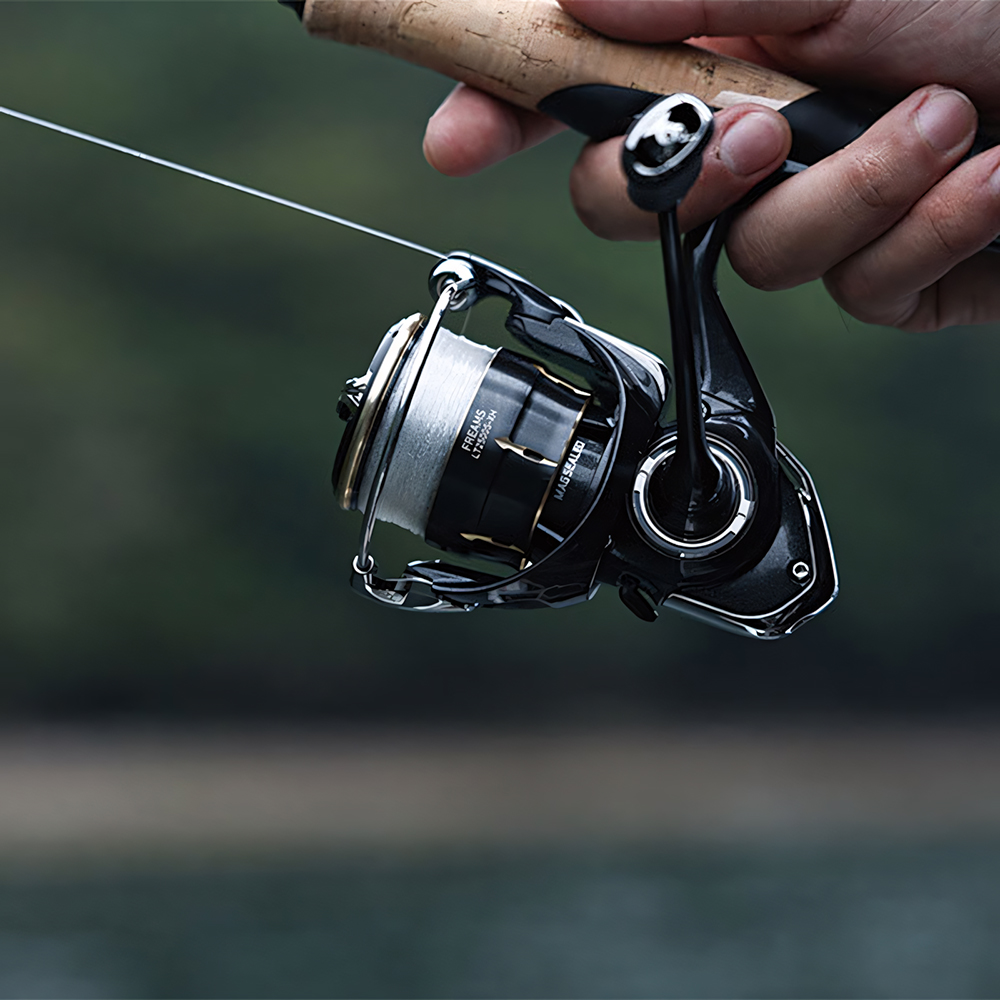 2026 DAIWA FREAMS Spinning Fis - Shimano Reel Stradic review and price